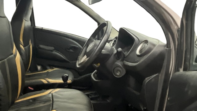 View Datsun Redi GO Image 25 Used Datsun Redi GO Image 25