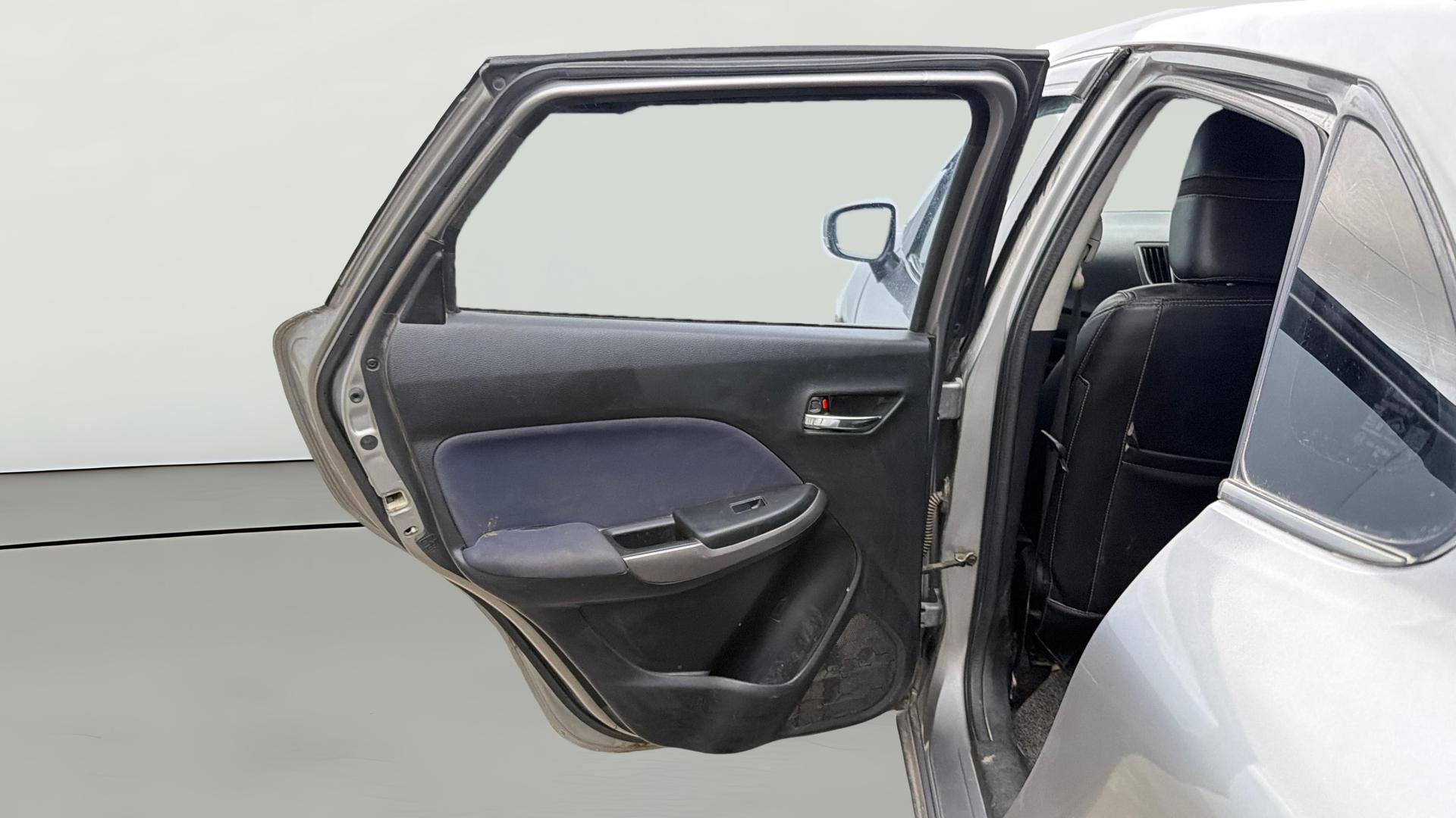 View 2019 Maruti Suzuki 1000 Base Variant Image 14 Used 2019 Maruti Suzuki 1000 Base Variant Image 14