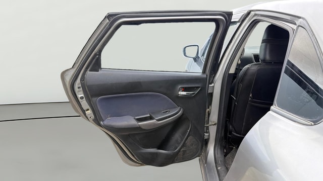 View Maruti Suzuki 1000 Image 14 Used Maruti Suzuki 1000 Image 14
