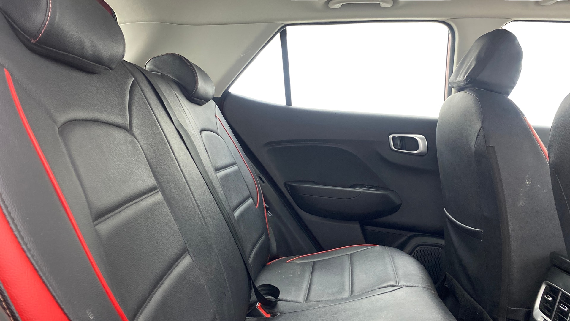 View 2021 Hyundai Venue SX 1.5 Diesel Image 31 Used 2021 Hyundai Venue SX 1.5 Diesel Image 31