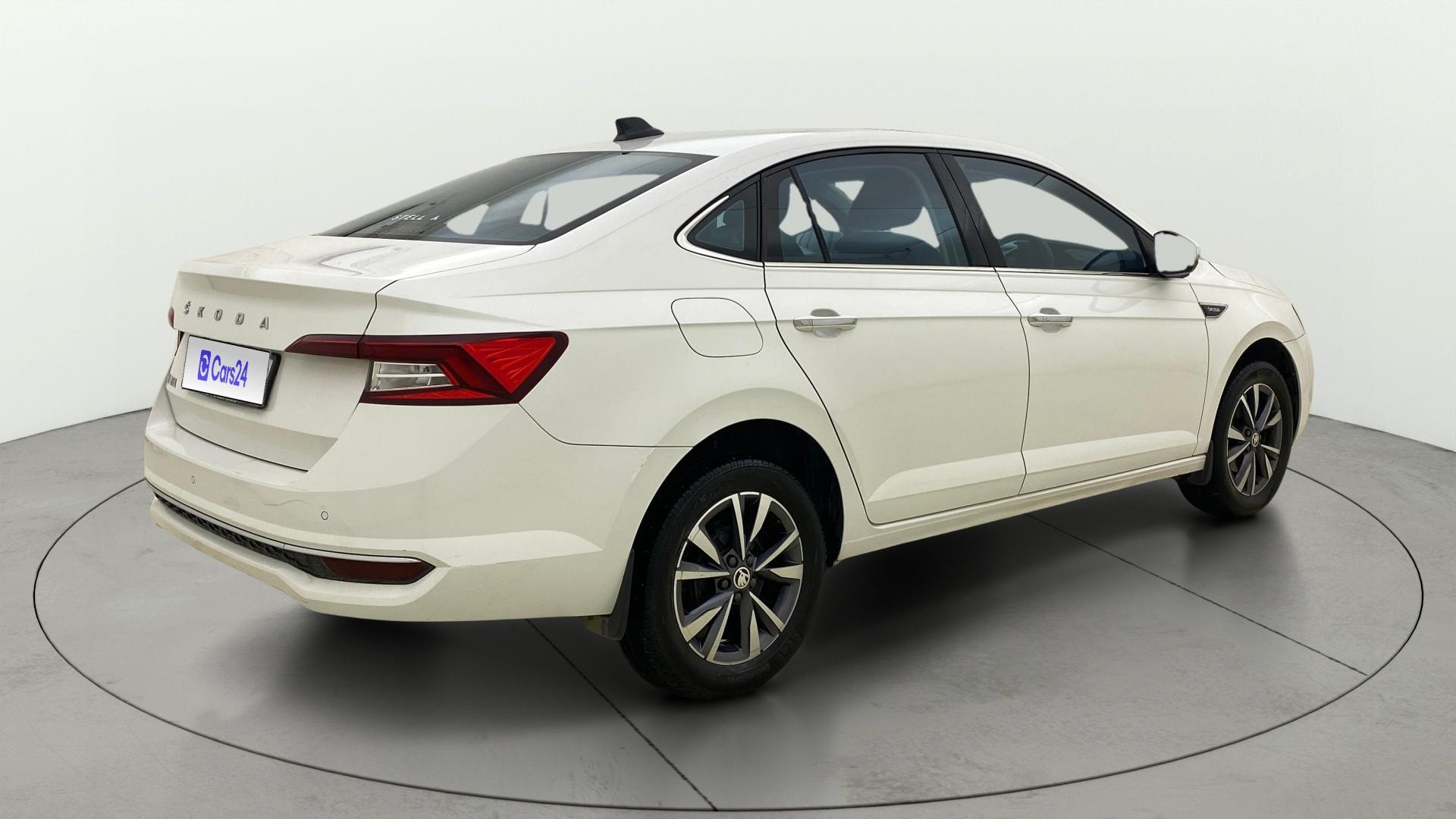 View 2024 Skoda Slavia Style 1.0 TSI AT Image 45 Used 2024 Skoda Slavia Style 1.0 TSI AT Image 45