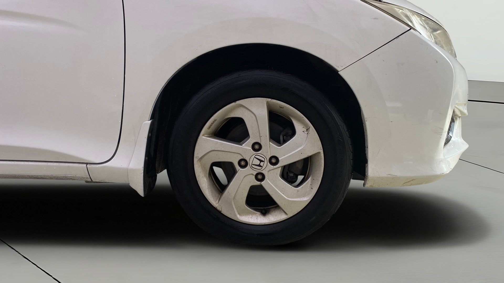 View 2015 Honda City ZX MT Diesel Anniversary Edition Image 43 Used 2015 Honda City ZX MT Diesel Anniversary Edition Image 43