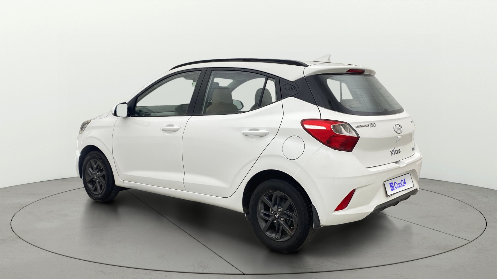 View 2020 Hyundai Grand i10 Nios Sportz Petrol AMT Image 2 Used 2020 Hyundai Grand i10 Nios Sportz Petrol AMT Image 2