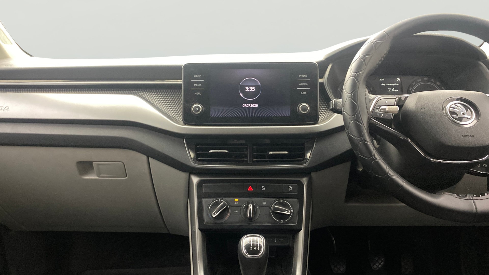 View 2022 Skoda Kushaq Ambition Classic 1.0 TSI MT Image 18 Used 2022 Skoda Kushaq Ambition Classic 1.0 TSI MT Image 18