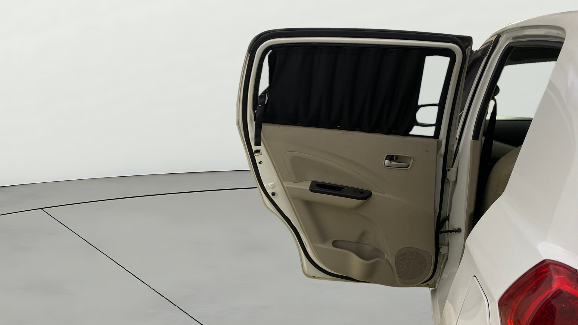View 2020 Maruti Suzuki 1000 Base Variant Image 22 Used 2020 Maruti Suzuki 1000 Base Variant Image 22