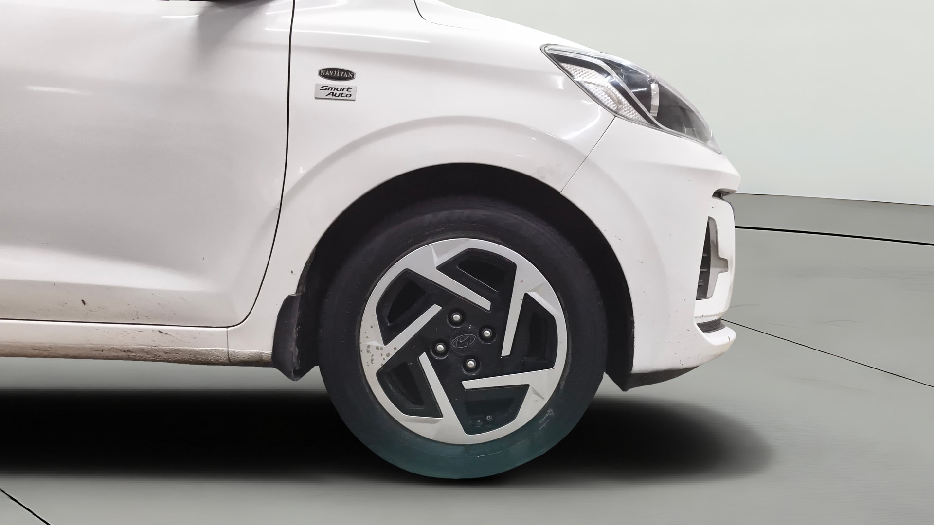 View 2023 Hyundai Grand i10 Nios Sportz Petrol AMT Image 42 Used 2023 Hyundai Grand i10 Nios Sportz Petrol AMT Image 42