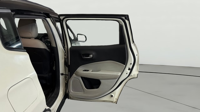 View Jeep Compass Image 5 Used Jeep Compass Image 5