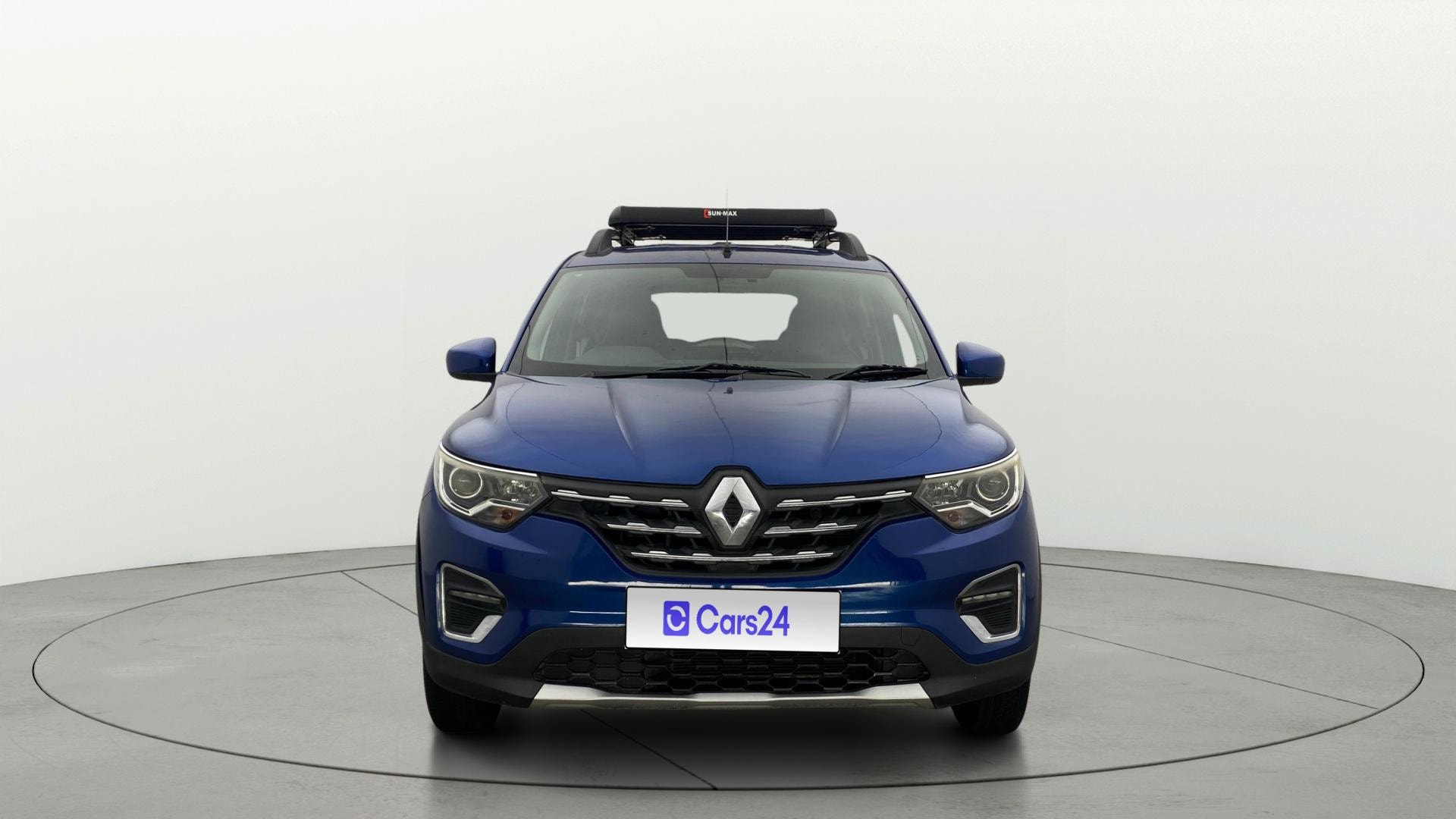 View 2019 Renault Triber RXZ Image 1 Used 2019 Renault Triber RXZ Image 1