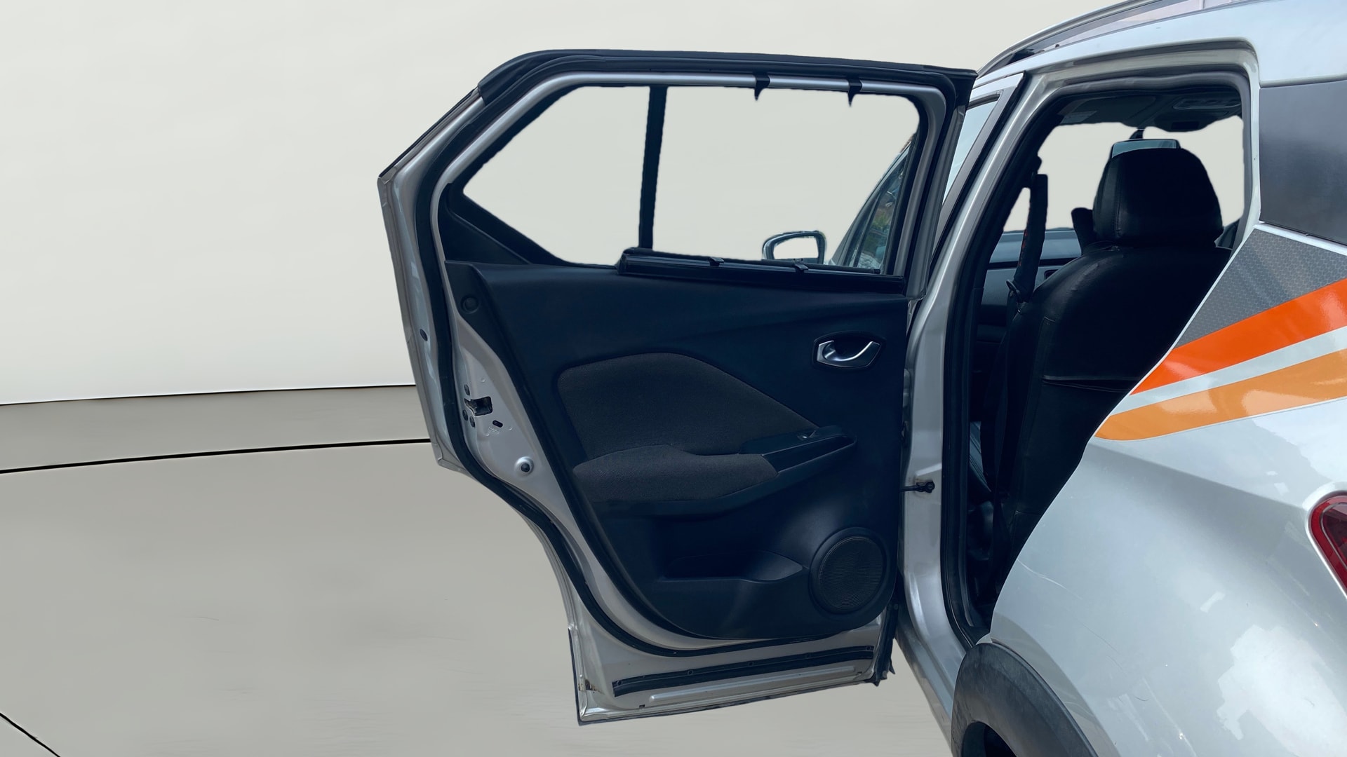 Used 2020 Nissan Kicks Used 2020 Nissan Kicks