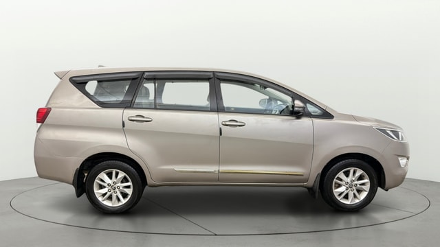 View Toyota Innova Crysta Image 8 Used Toyota Innova Crysta Image 8