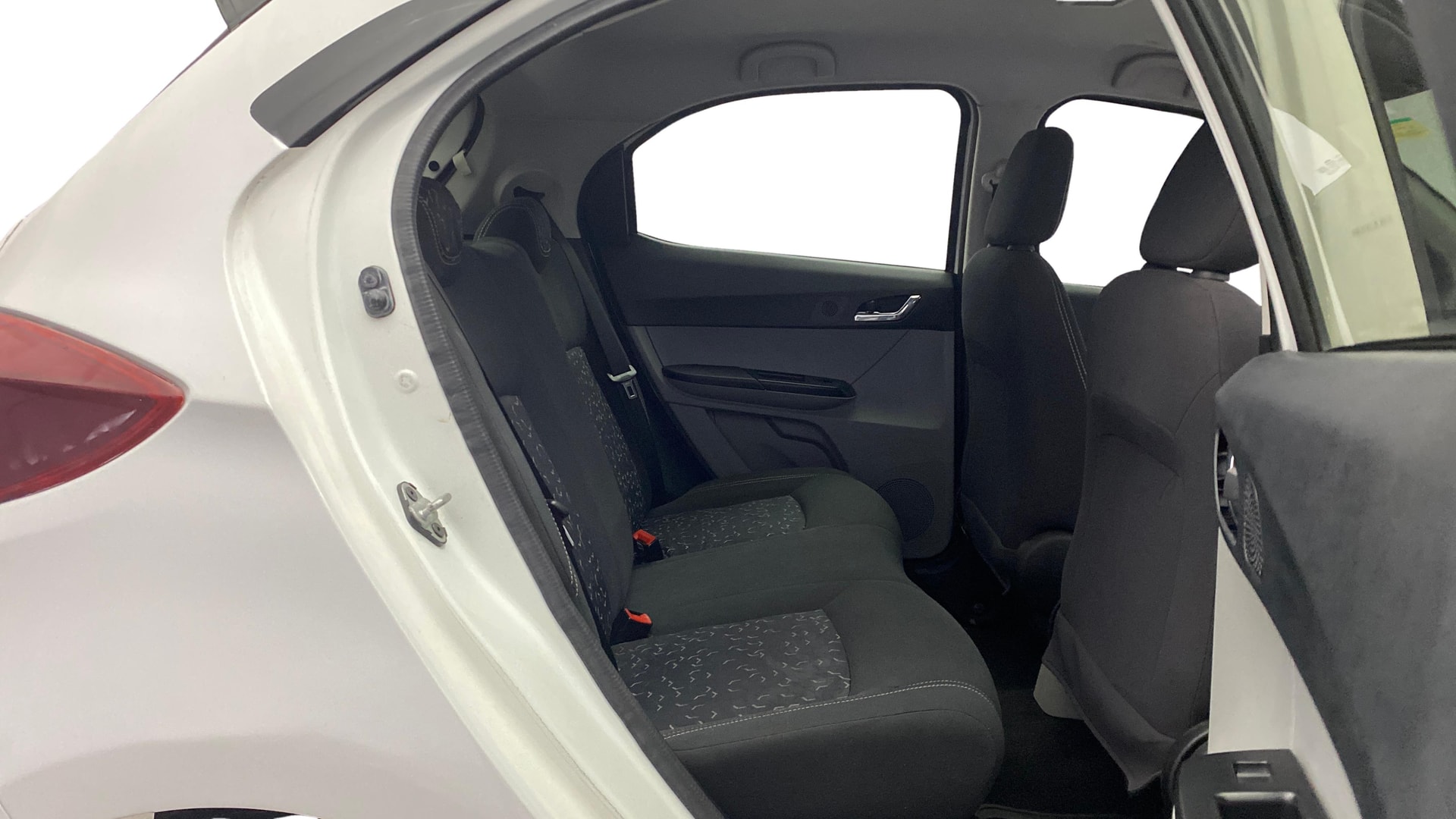 View 2021 Tata Tiago Revotorq XB Image 29 Used 2021 Tata Tiago Revotorq XB Image 29