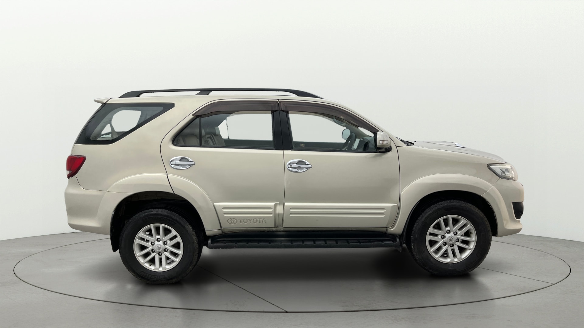Used 2013 Toyota Fortuner Used 2013 Toyota Fortuner