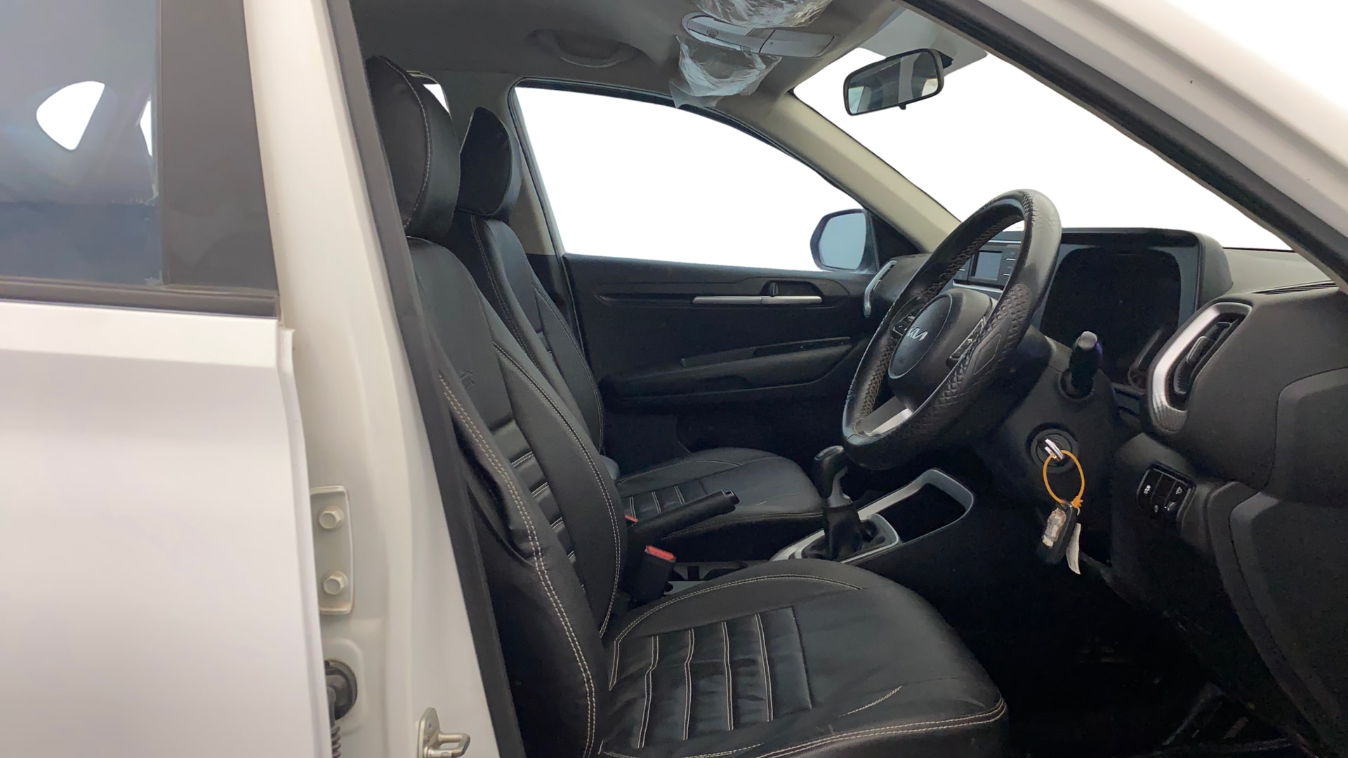 View 2023 Kia Sonet HTE Petrol Image 25 Used 2023 Kia Sonet HTE Petrol Image 25