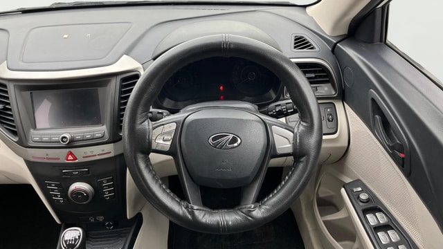 View Mahindra XUV300 Image 20 Used Mahindra XUV300 Image 20