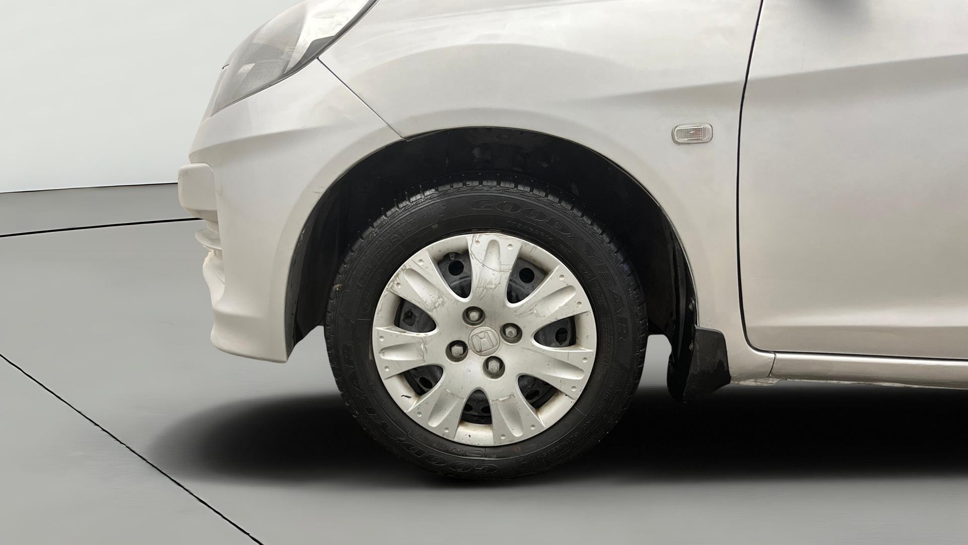 View 2014 Honda Amaze E MT Petrol BS IV Image 27 Used 2014 Honda Amaze E MT Petrol BS IV Image 27
