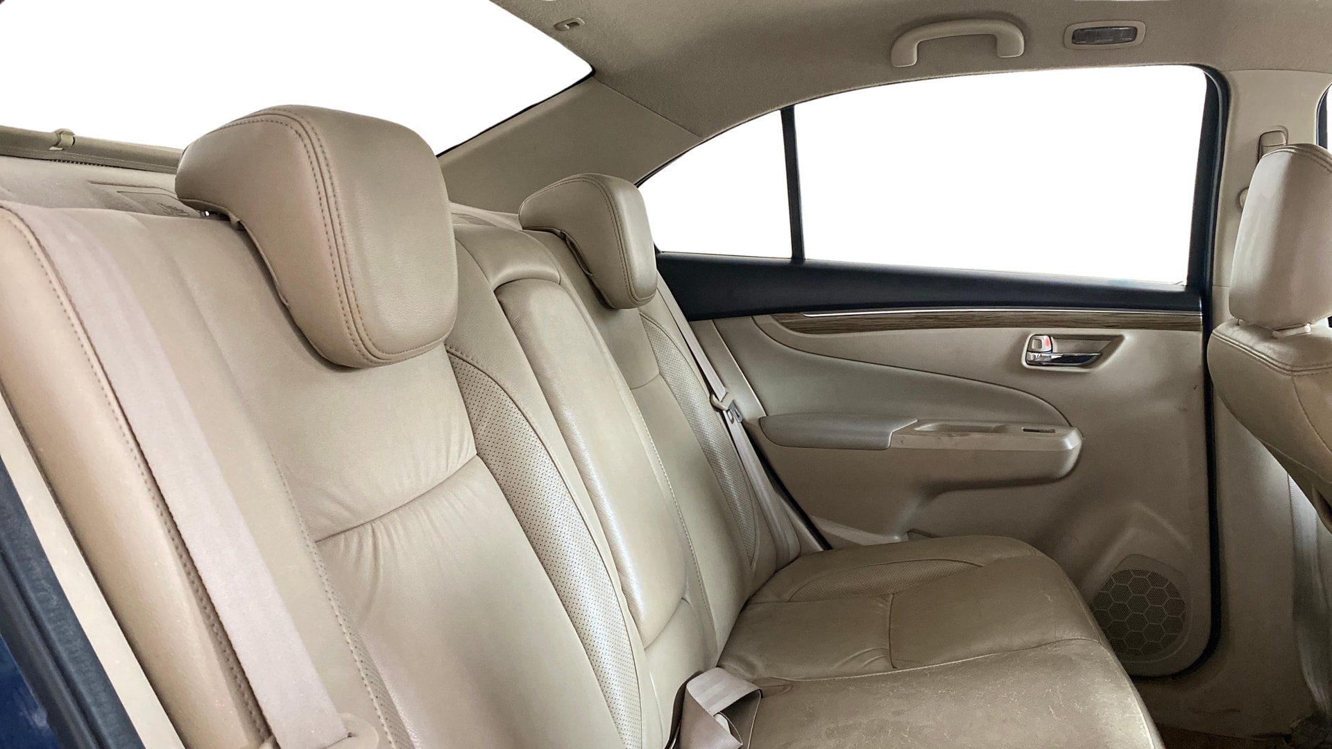 View 2019 Maruti Suzuki 1000 Base Variant Image 29 Used 2019 Maruti Suzuki 1000 Base Variant Image 29