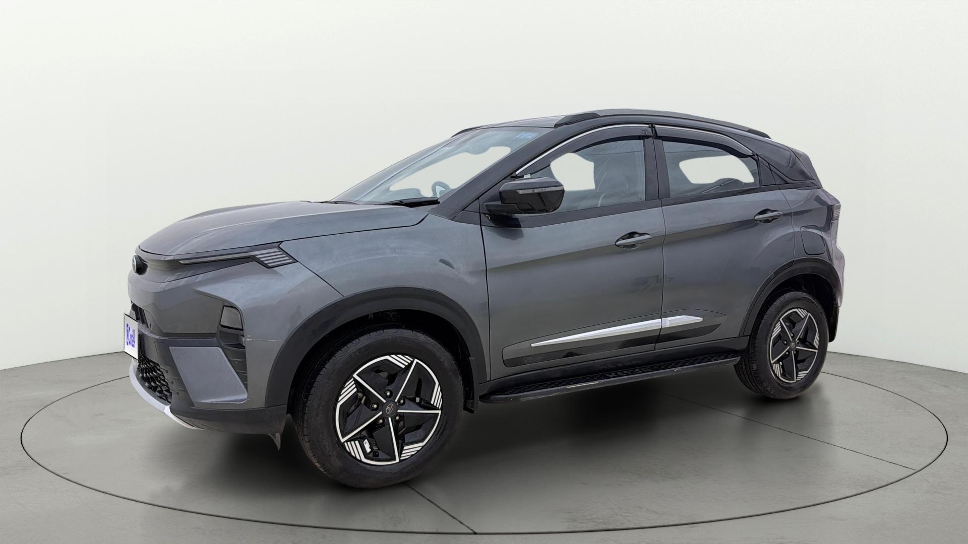 View 2024 Tata Nexon Revotron XE Image 22 Used 2024 Tata Nexon Revotron XE Image 22