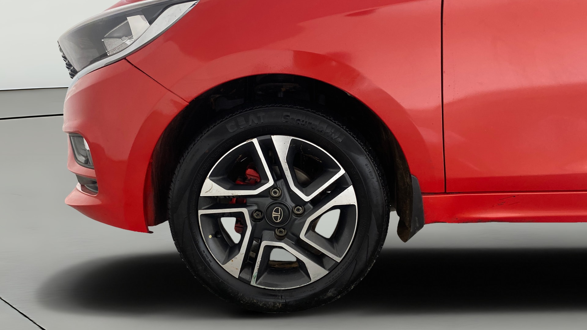 View 2020 Tata Tiago Revotorq XB Image 29 Used 2020 Tata Tiago Revotorq XB Image 29