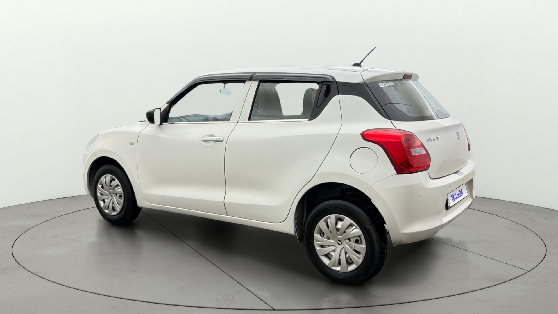 View 2020 Maruti Suzuki 1000 Base Variant Image 2 Used 2020 Maruti Suzuki 1000 Base Variant Image 2