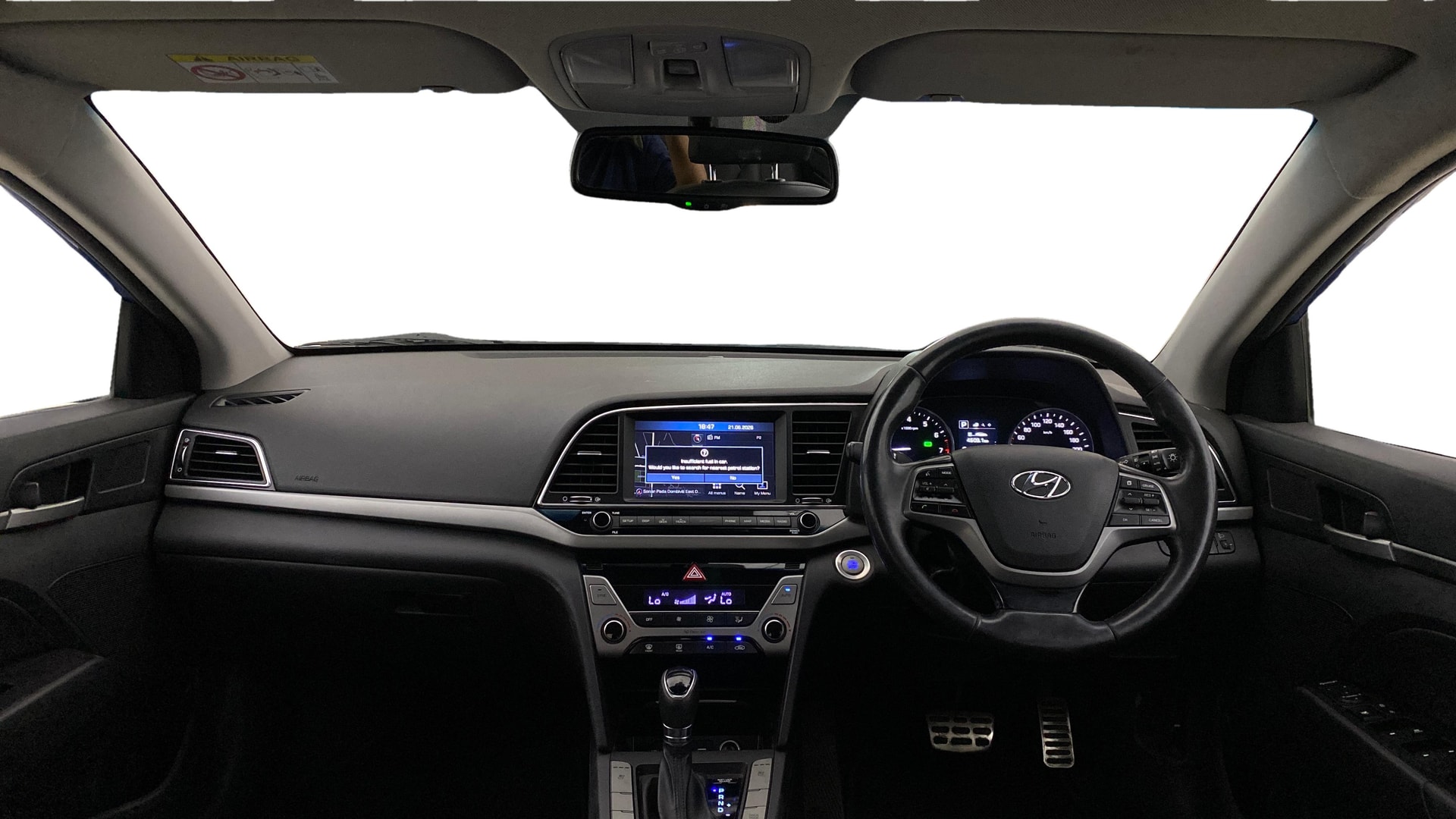 View 2018 Hyundai Elantra 1.6 CRDi S Image 16 Used 2018 Hyundai Elantra 1.6 CRDi S Image 16