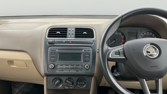 View Skoda Rapid Image 17 Used Skoda Rapid Image 17