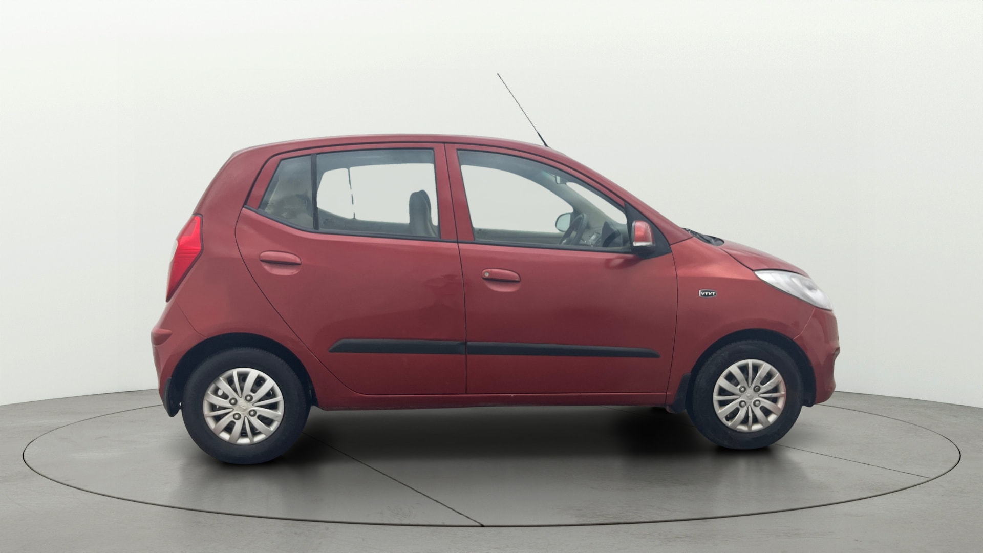 View 2013 Hyundai Grand i10 Magna 1.2 Kappa VTVT Image 8 Used 2013 Hyundai Grand i10 Magna 1.2 Kappa VTVT Image 8