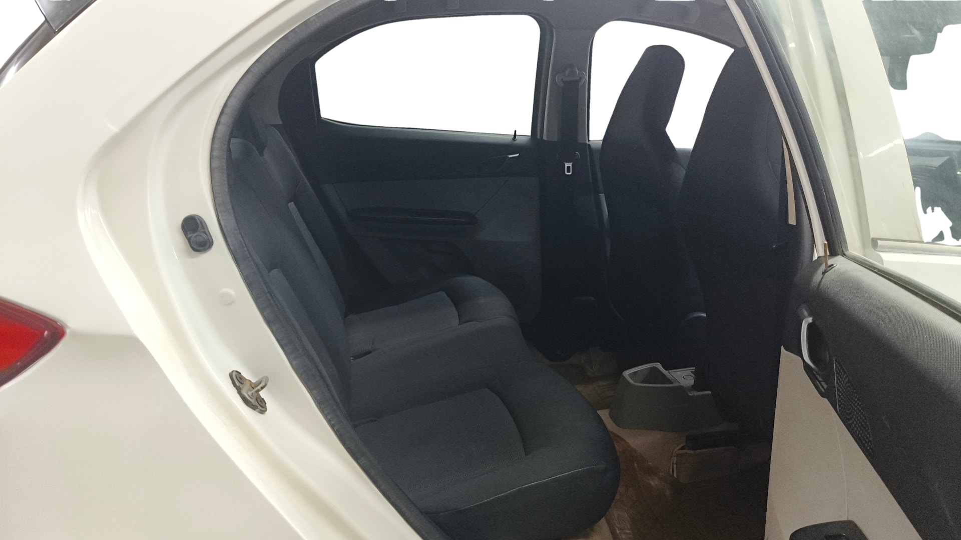 View 2019 Tata Tiago Revotorq XB Image 29 Used 2019 Tata Tiago Revotorq XB Image 29