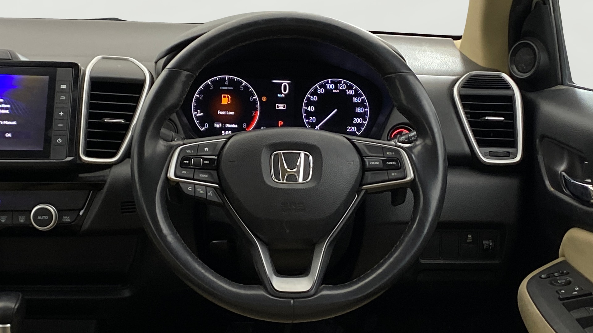 View 2022 Honda City ZX MT Diesel Anniversary Edition Image 21 Used 2022 Honda City ZX MT Diesel Anniversary Edition Image 21