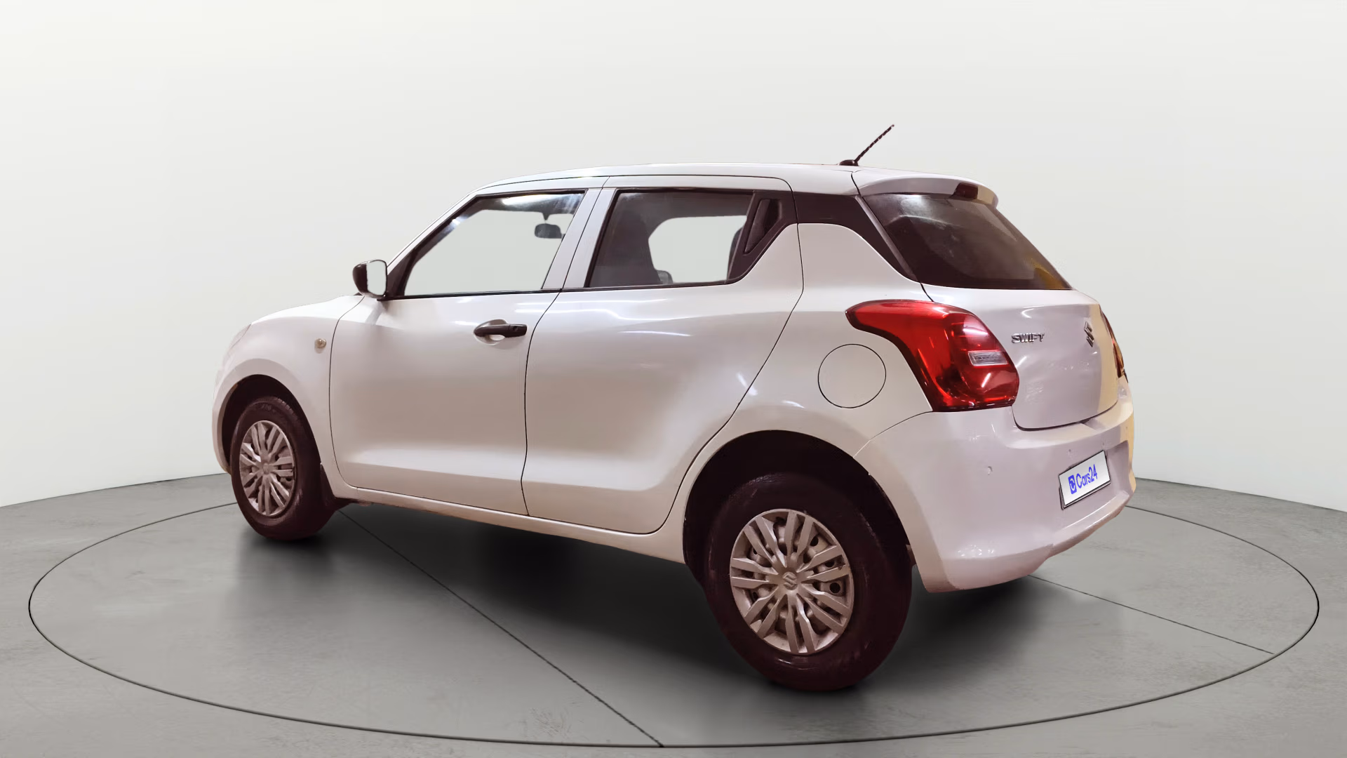 View 2023 Maruti Suzuki 1000 Base Variant Image 2 Used 2023 Maruti Suzuki 1000 Base Variant Image 2
