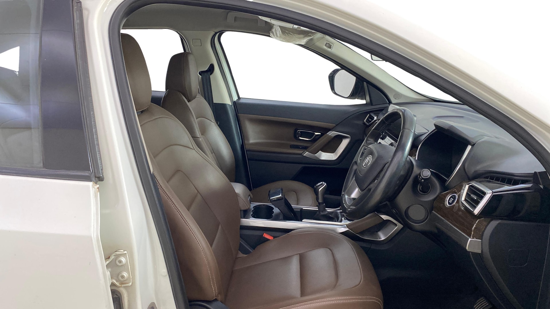 View 2019 Tata Harrier XE Image 26 Used 2019 Tata Harrier XE Image 26