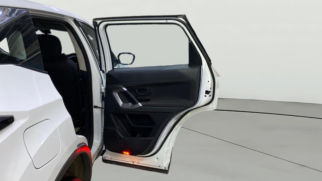 View Tata Harrier Image 7 Used Tata Harrier Image 7