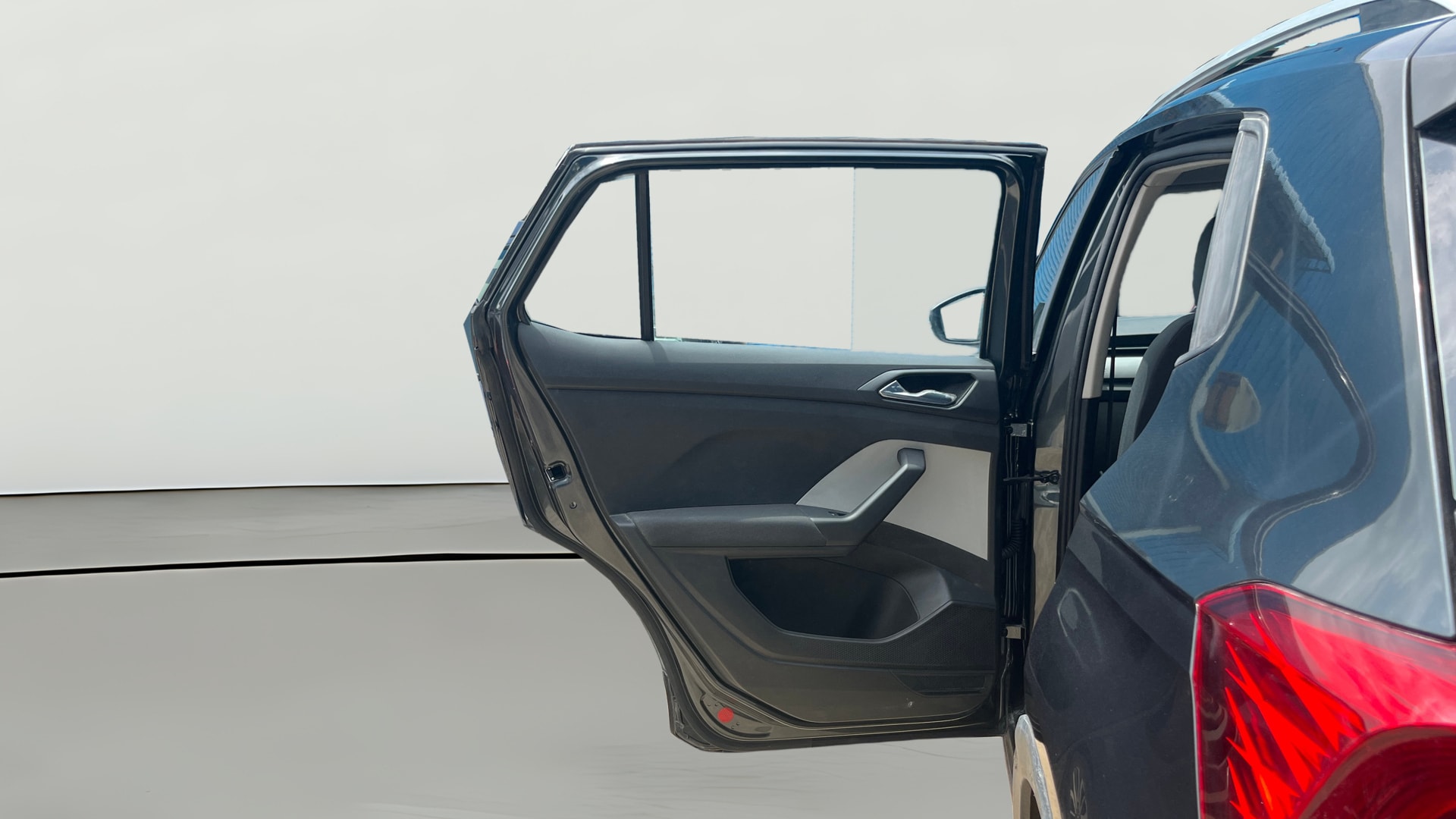 View 2023 Skoda Kushaq Ambition 1.5 TSI MT Image 22 Used 2023 Skoda Kushaq Ambition 1.5 TSI MT Image 22
