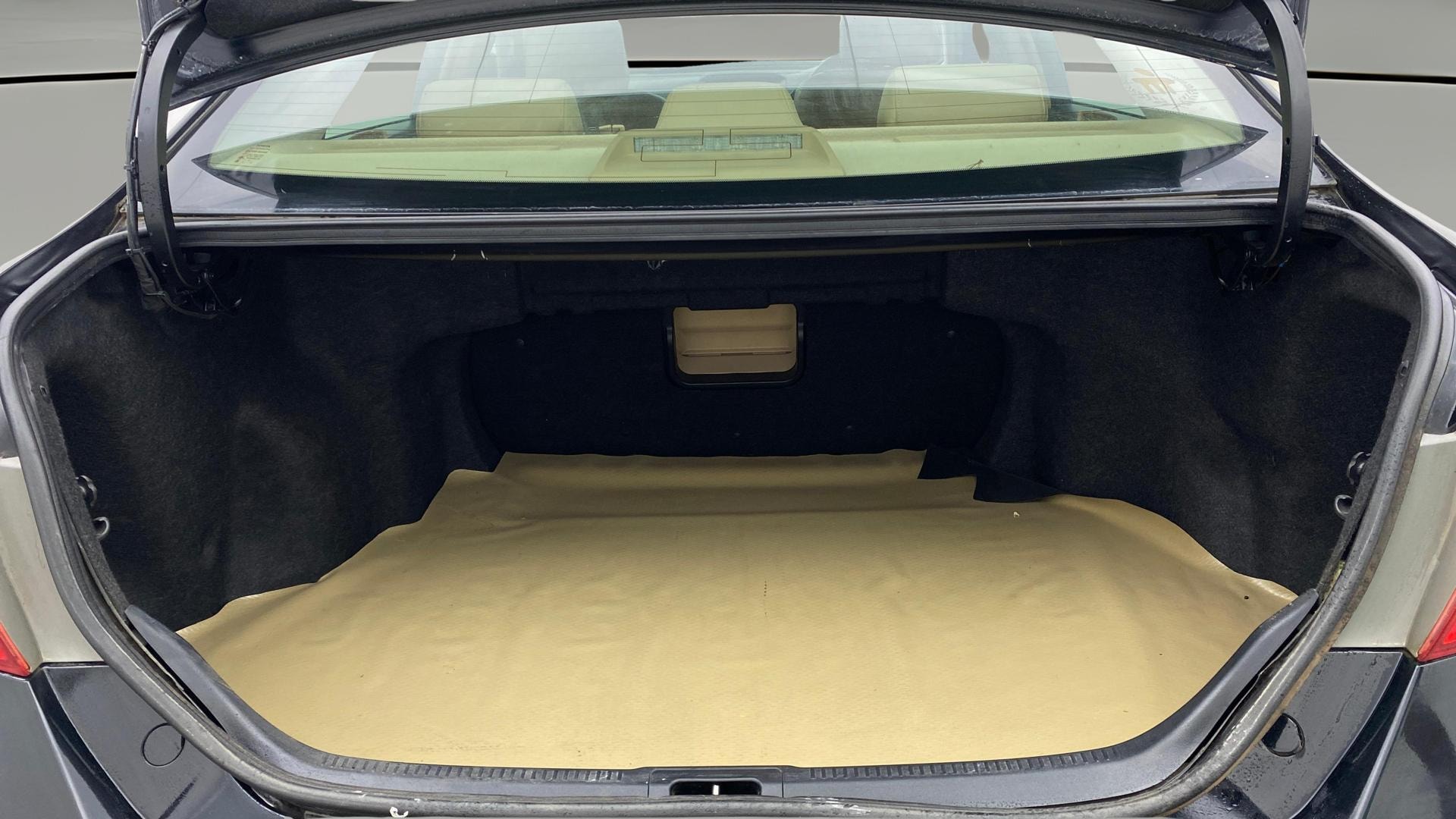 View 2013 Toyota Camry 2.5 AT Image 38 Used 2013 Toyota Camry 2.5 AT Image 38