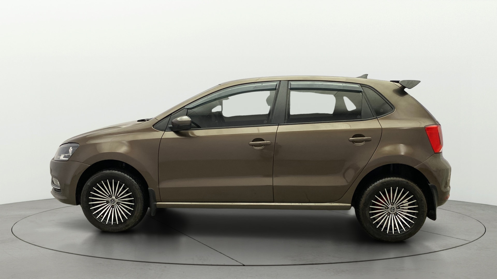 View 2018 Volkswagen Polo 1.0 L MPI Comfortline Petrol BS IV Image 5 Used 2018 Volkswagen Polo 1.0 L MPI Comfortline Petrol BS IV Image 5