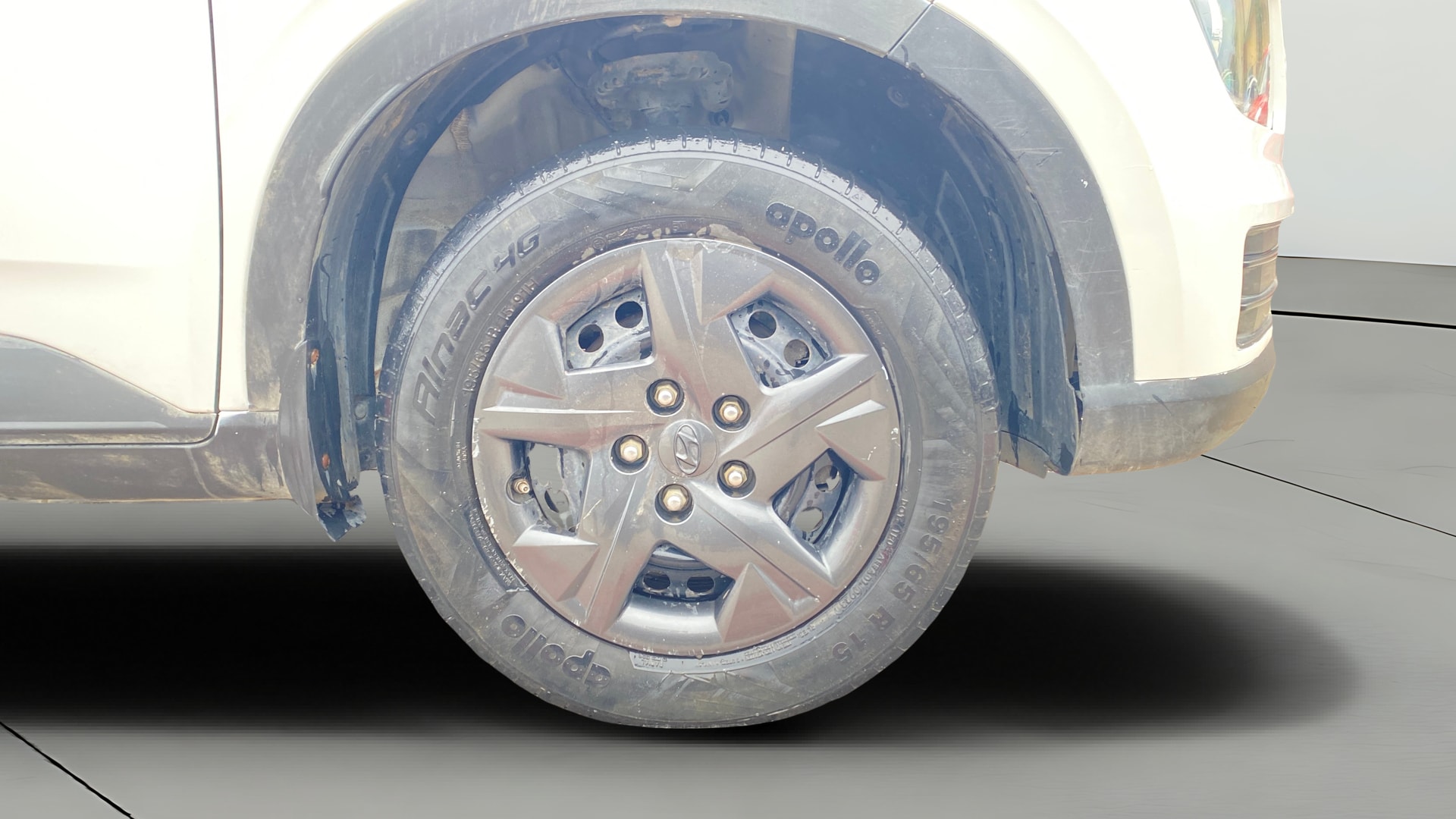 View 2023 Hyundai Venue SX 1.2 Petrol MT Image 42 Used 2023 Hyundai Venue SX 1.2 Petrol MT Image 42