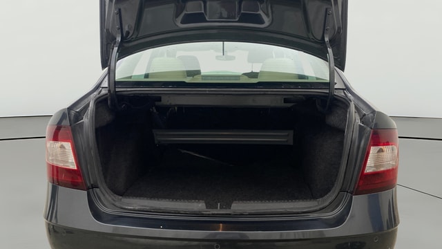 View Skoda Rapid Image 37 Used Skoda Rapid Image 37