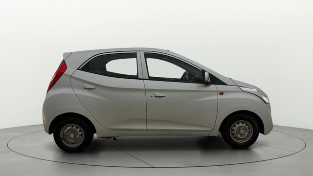 View Hyundai EON Image 8 Used Hyundai EON Image 8