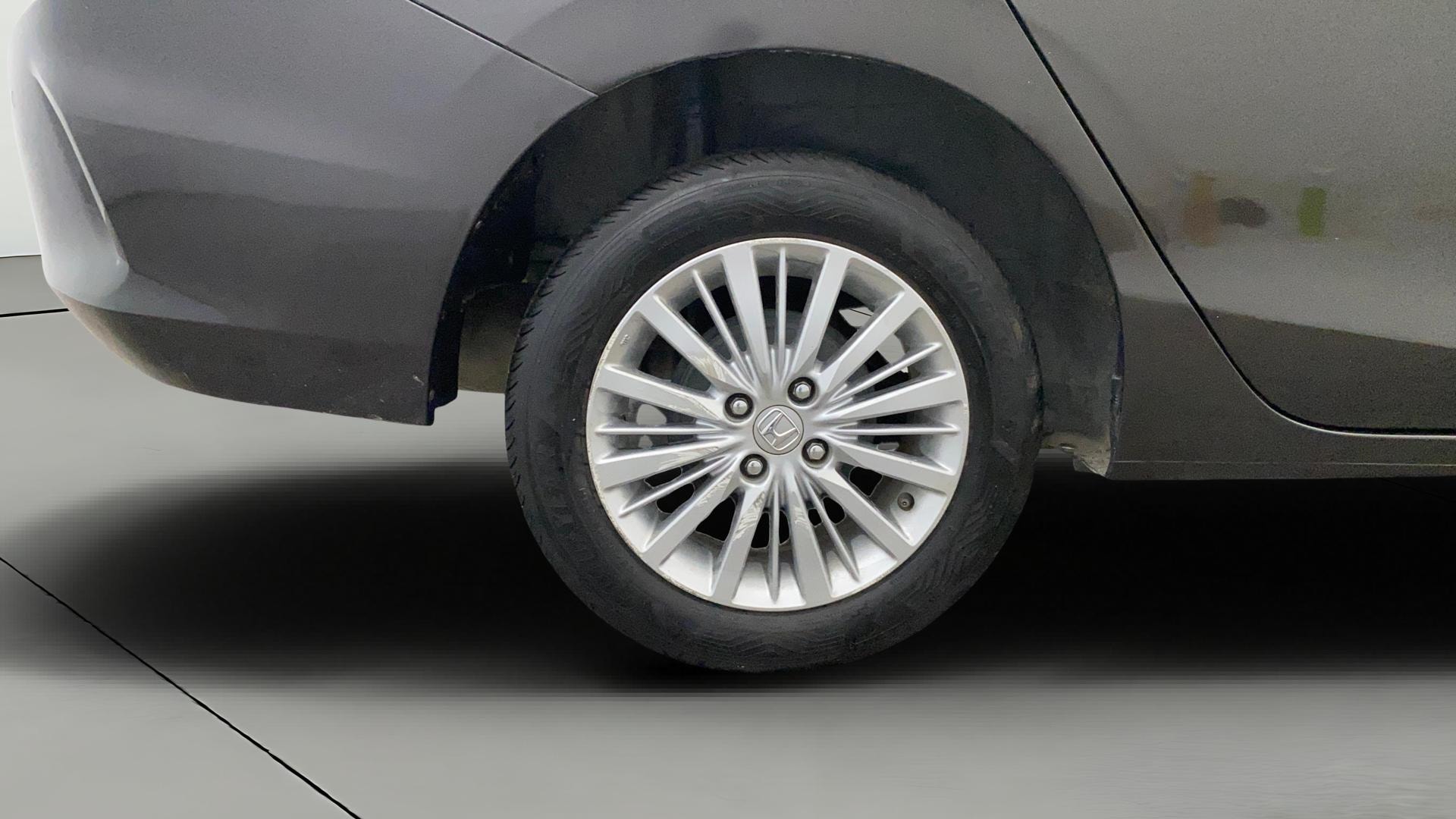 View 2022 Honda City ZX MT Diesel Anniversary Edition Image 25 Used 2022 Honda City ZX MT Diesel Anniversary Edition Image 25