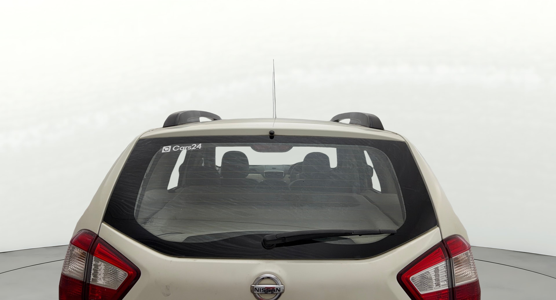 View 2014 Nissan Terrano XL P Image 4 Used 2014 Nissan Terrano XL P Image 4