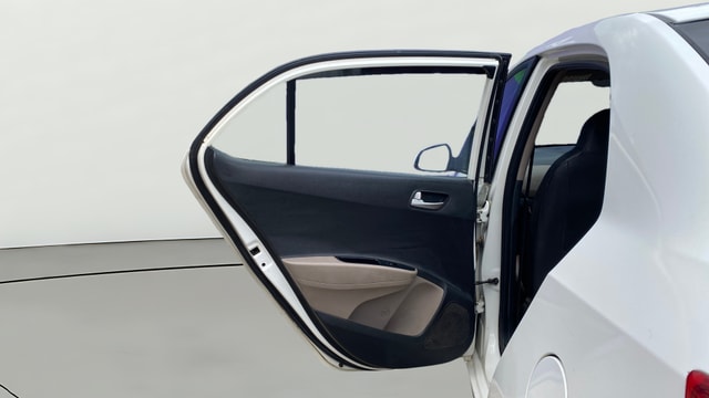 View Hyundai Xcent Image 24 Used Hyundai Xcent Image 24