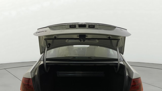 View Volkswagen Vento Image 16 Used Volkswagen Vento Image 16