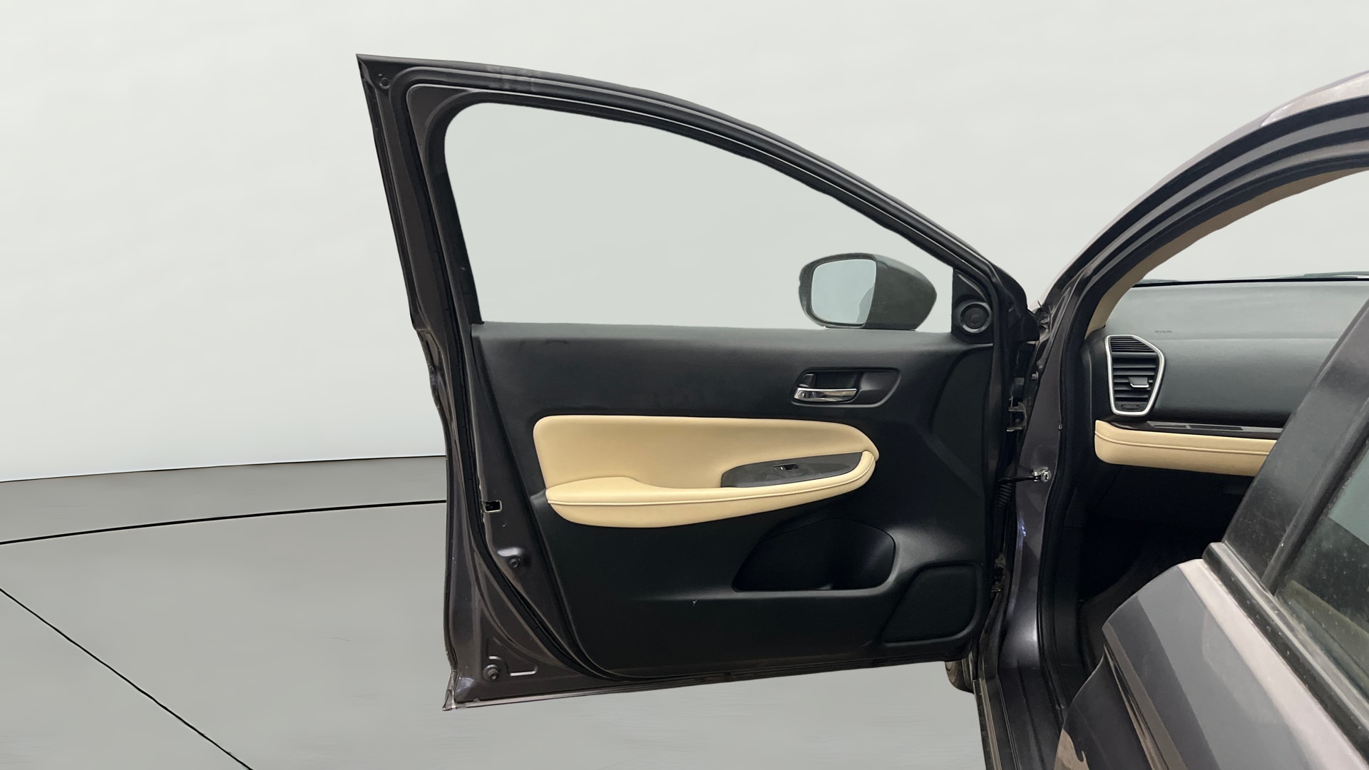 View 2020 Honda City ZX CVT Image 38 Used 2020 Honda City ZX CVT Image 38