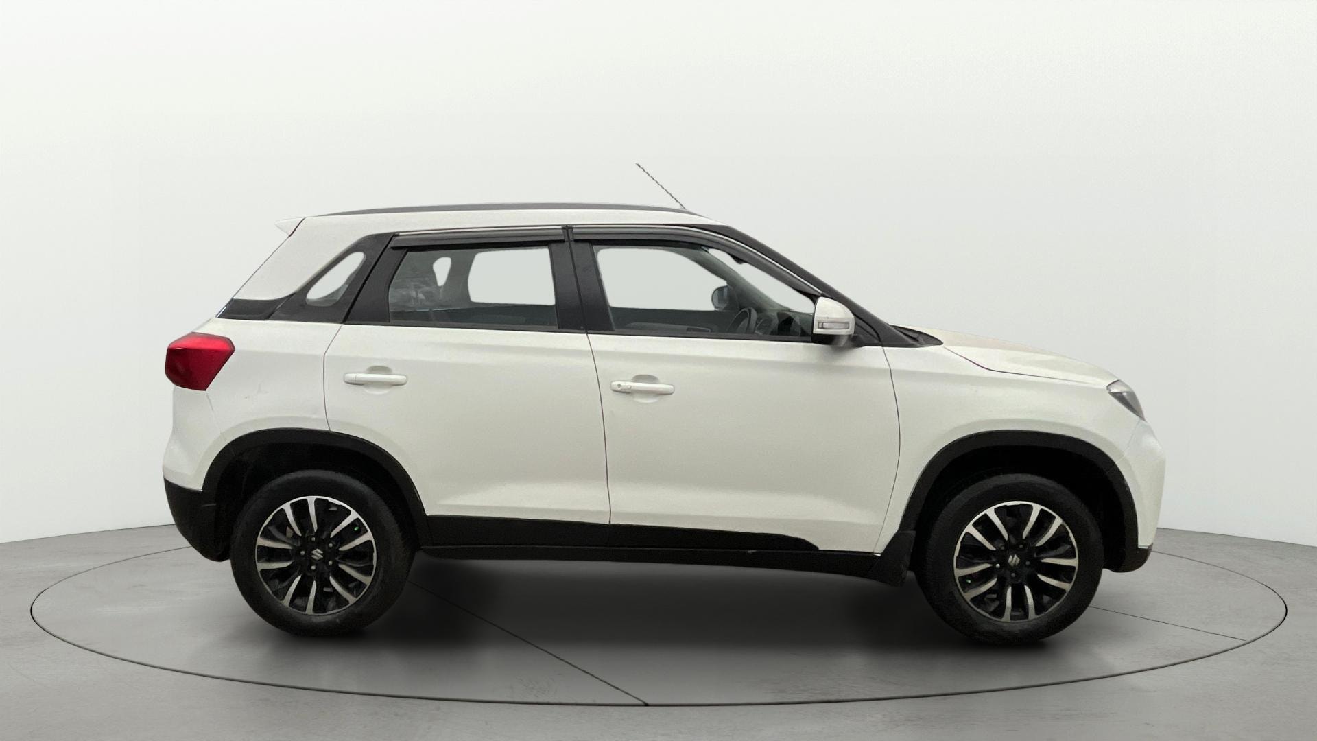View 2022 Maruti Suzuki 1000 Base Variant Image 9 Used 2022 Maruti Suzuki 1000 Base Variant Image 9