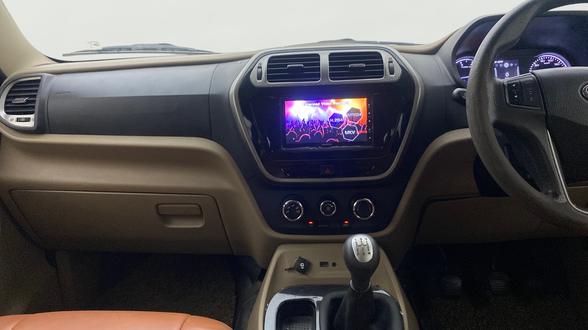 View 2022 Mahindra Bolero Neo N10 (R) Image 18 Used 2022 Mahindra Bolero Neo N10 (R) Image 18