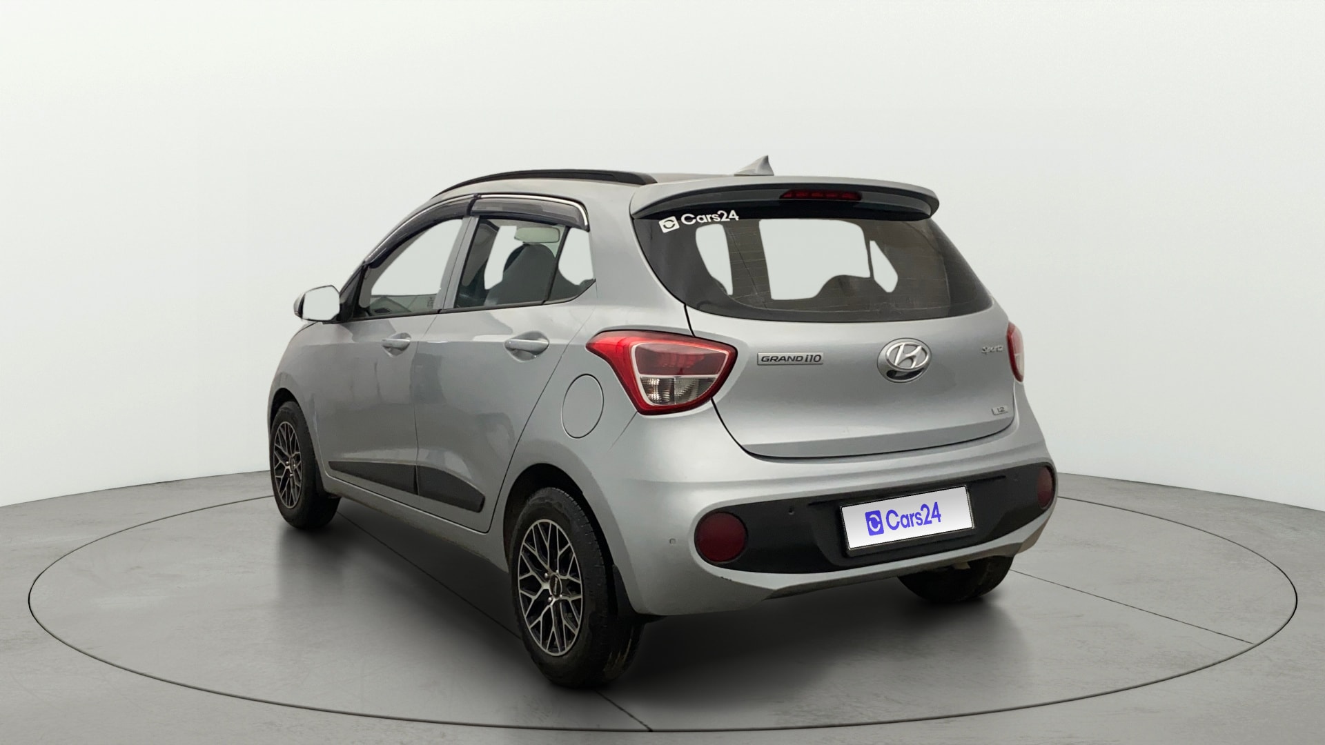 View 2019 Hyundai Grand i10 Sportz 1.2 Kappa Image 2 Used 2019 Hyundai Grand i10 Sportz 1.2 Kappa Image 2