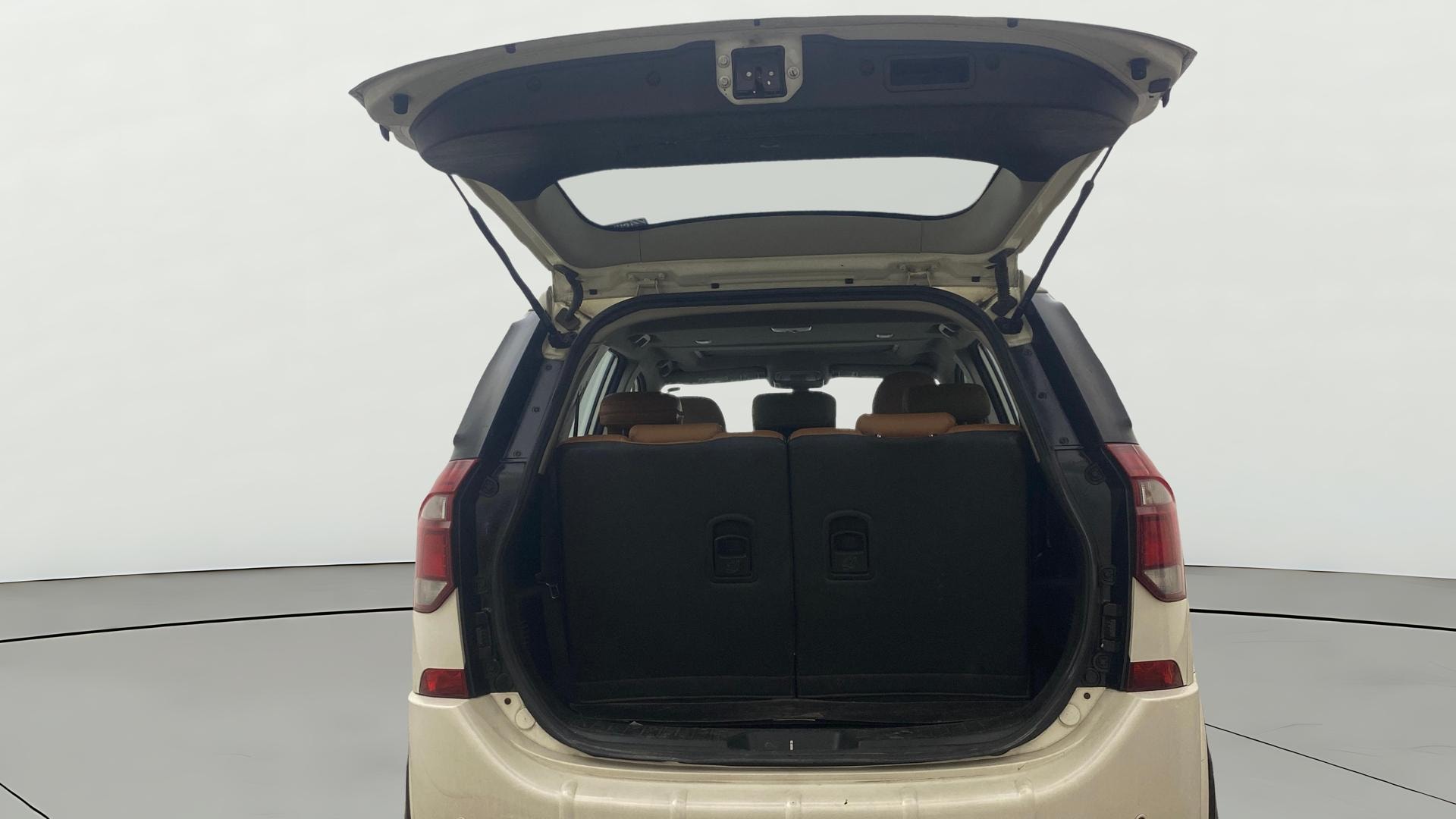 Used 2020 Mahindra XUV500 Used 2020 Mahindra XUV500