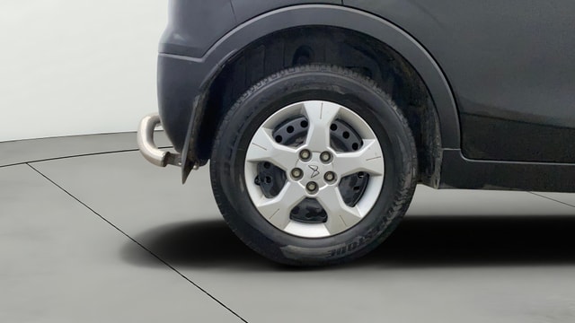 View Mahindra XUV300 Image 24 Used Mahindra XUV300 Image 24