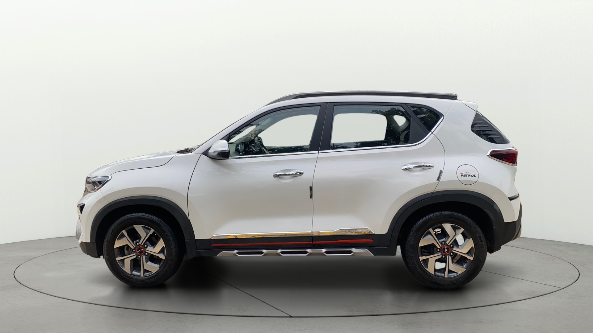 View 2022 Kia Sonet HTE Petrol Image 28 Used 2022 Kia Sonet HTE Petrol Image 28