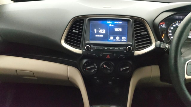 View Hyundai New Santro Image 17 Used Hyundai New Santro Image 17