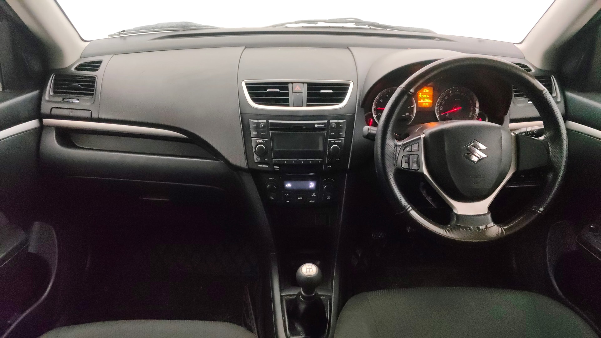 View 2016 Maruti Suzuki 1000 Base Variant Image 15 Used 2016 Maruti Suzuki 1000 Base Variant Image 15